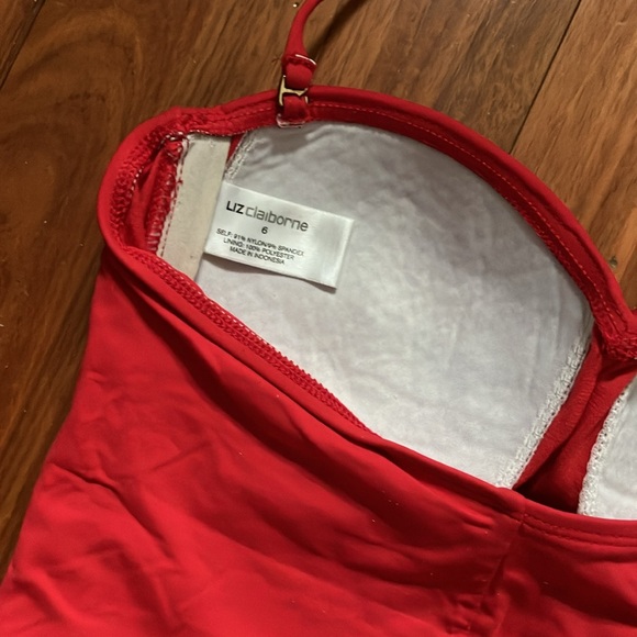 Liz Claiborne red twist Bandeau strapless sweetheart one piece retro swim suit - Picture 4 of 4